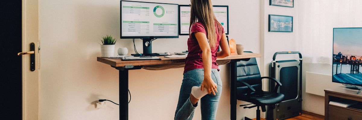 Creating the Ideal Home Office with Ergonomic Desks and Chairs
